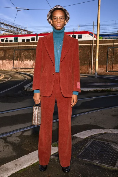 Look 27